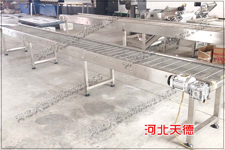 網(wǎng)帶輸送機